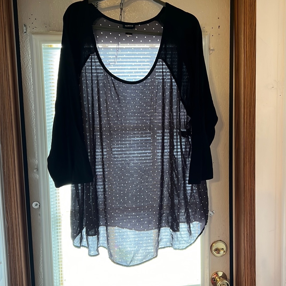 Torrid baseball type tee, slight pilling at arms